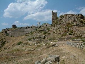 7 Pergamon toegang tot de acropolis op de berg