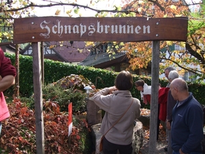 019-Schnapsbrunnen