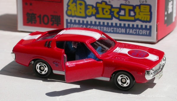 TomicaConstructionFactory_ToyotaCelicaLiftback2000GT_red&white&bl