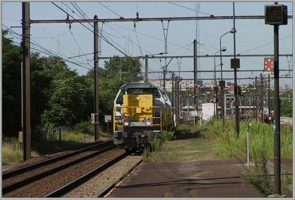 NMBS HLDR 7795-7794 Antwerpen Oost 31-07-2003