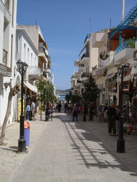 4 Agios Nikolaos straatje