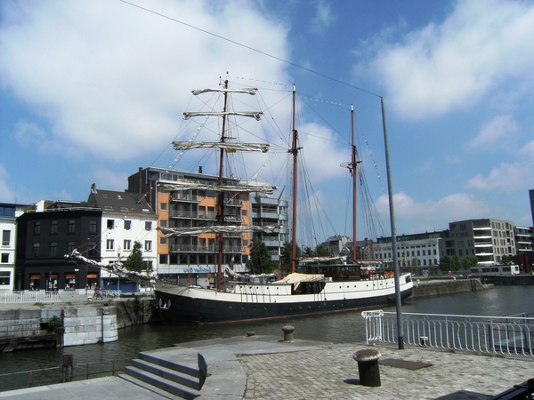 Antwerpen juni 2013 009