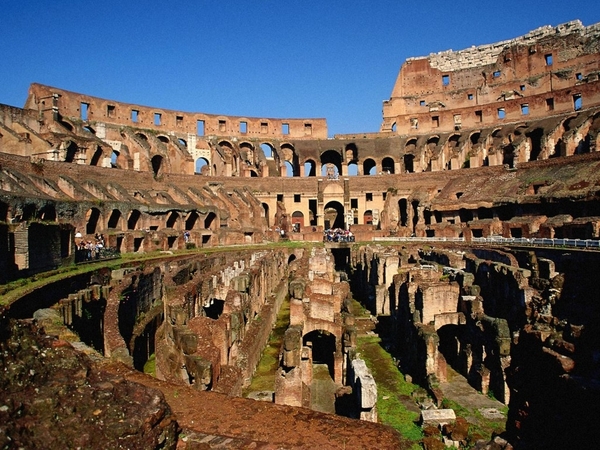 Colosseum_binnen