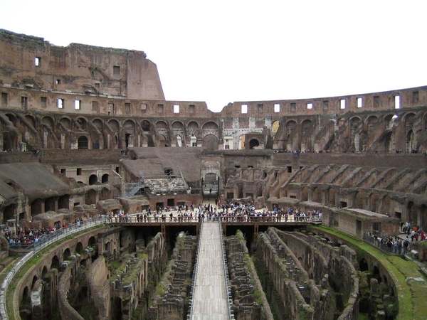 Colosseum_binnen_beneden 2
