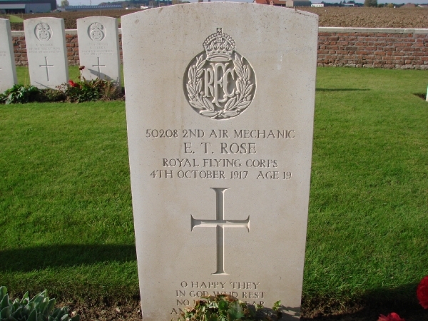 DSC4537-Dragoon Camp Cemetery- Rose - RFC
