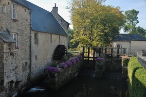 Bayeux, met tapijt(70m lang) Slag bij Hastings(1066)