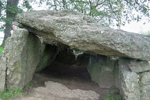 De dolmen in Weris