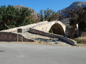 207 venetiaanse brug achter kato moni Preveli
