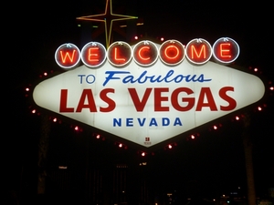 10_13_6 Las Vegas by night (1)