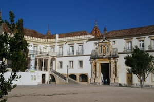 1b Coimbra _De universiteit van Coimbra is de oudste en de meest 