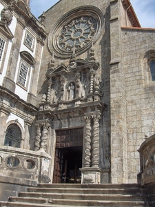4  Porto _Francisco kerk _barokken hoofdportaal en Gotisch  rose 