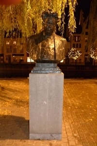 138-Standbeeld Felix Timmermans
