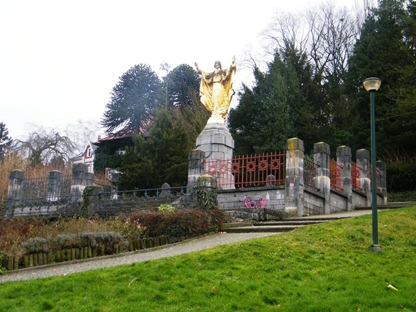 Padstappers Manneken Pis tocht Geraardsbergen