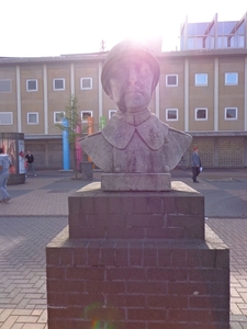 Borstbeeld Koning Albert