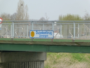 54-Over Duivekeetbrug in Zomergem