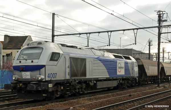 sized_RAILTRAXX 4007 FCV 20140317 als Z 81281-BOOM via FNND_4