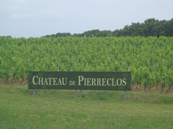 Chateau de Pierreclos