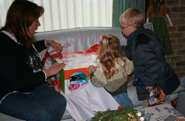 29 nov 2008 Sinterklaas bij Griet Kato,Niels en Griet