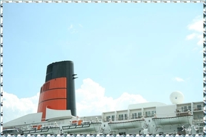 RMS Queen Elizabeth 2 (77)