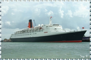 RMS Queen Elizabeth 2(64)