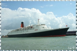 RMS Queen Elizabeth 2(67)
