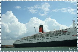 RMS Queen Elizabeth 2(88)