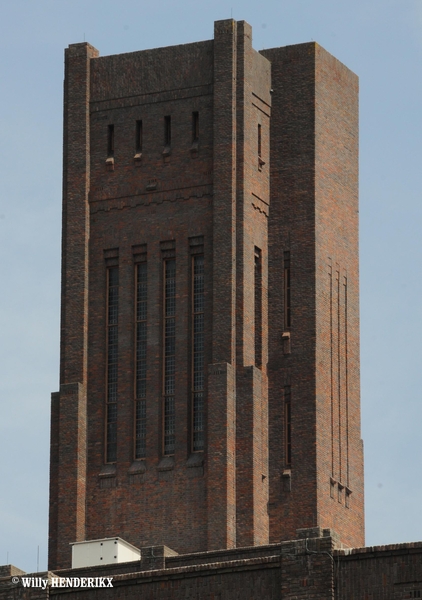 'INKTPOT' Toren met waterreservoir buitenzicht 20140719 (3)