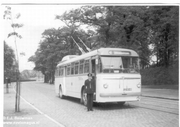 1952 GTN 15-08-1954 Lijn 1 Kronenburgsingel  E.J.Bouwman