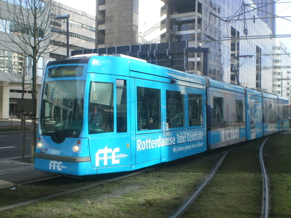 2025-08, Rotterdam 12.02.2014.....ook op lijn 8 Weena