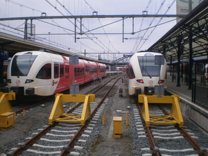 Arriva 325+309 Station Groningen 13-04-2013