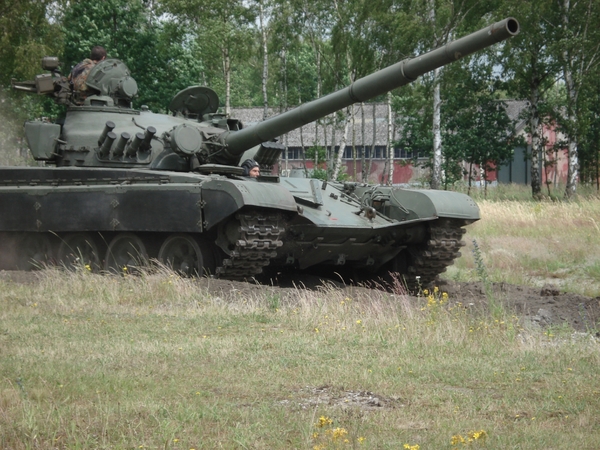 T 72    125mm kanon  Rusland