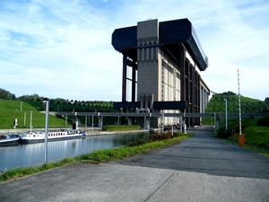 2014_09_28 Rivertours scheepsliften 005