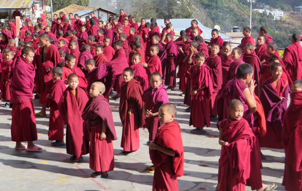 Monniken in Tawang