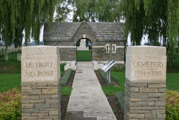 Trou Aid Post Cemetery Fromelles 1