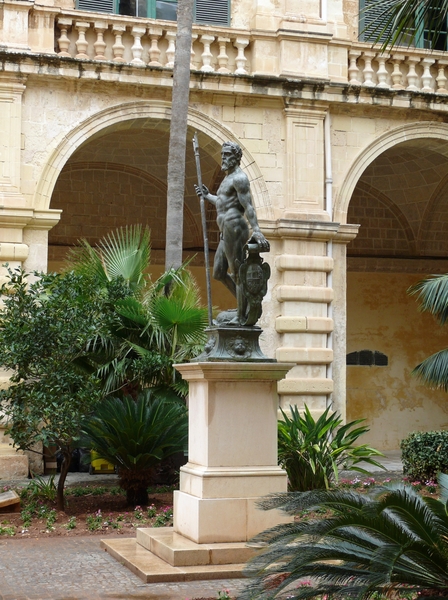 Valletta Grandmaster's Palace-002