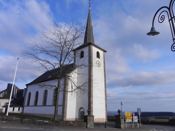 Bourscheid - kerk