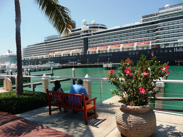 161 Key West een cruisebootje in de haven