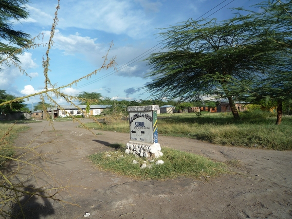 2b Lake Manyara, Masai dorp _P1210422