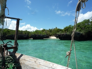 7c Zanzibar, zeilen, snorkelen en BBQ  in Fumba lagune _P1210758