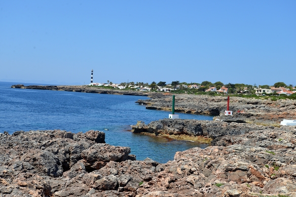 021 Menorca Cal 'n Bosch wandeling naar haventje