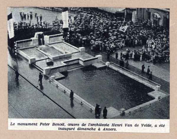 Harmonie Park - Monument Peter Benoit (1934)