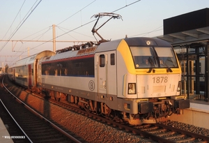 1878 als IC3241 naar Kortrijk  FSN 20151012 om 18u21