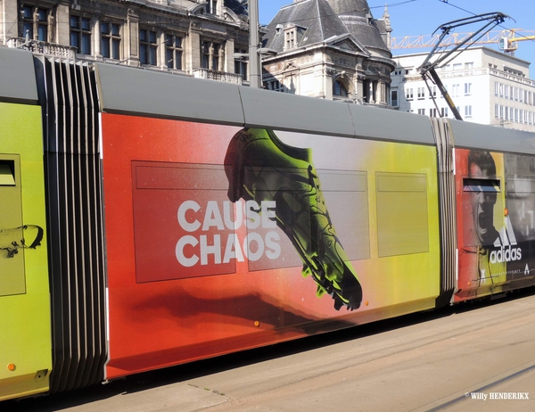 7203 lijn4 'CAUSE CHAOS ADIDAS CONTROL EVERYTHING BETHEDIFFERENCE