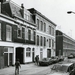 Koninginnestraat 26-36 en 60-122, naar de Parallelweg .1979