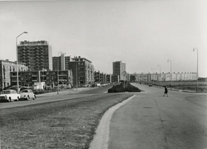1967 Kijkduinsestraat. Gezien naar de Landrstraat.
