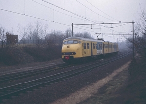 5 maart 1985 is de 943 tussen voormalig station Oosterbeek