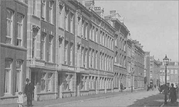 Barentszstraat richting Hugo de Grootstraat rond 1900