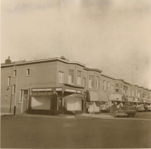 1960 Fahrenheitstraat met filiaal van C. Jamin.