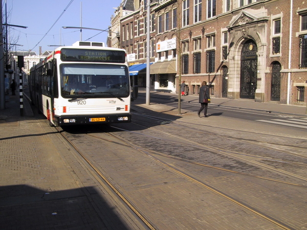 920 Kneuterdijk 25-03-2003