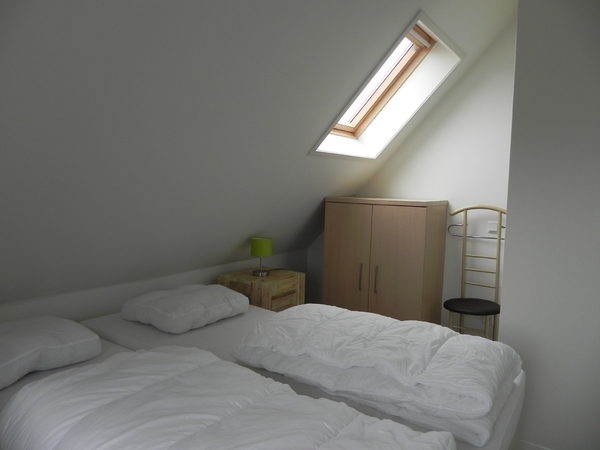 3e (kleine) slaapkamer - verdieping (foto uit andere hoek)